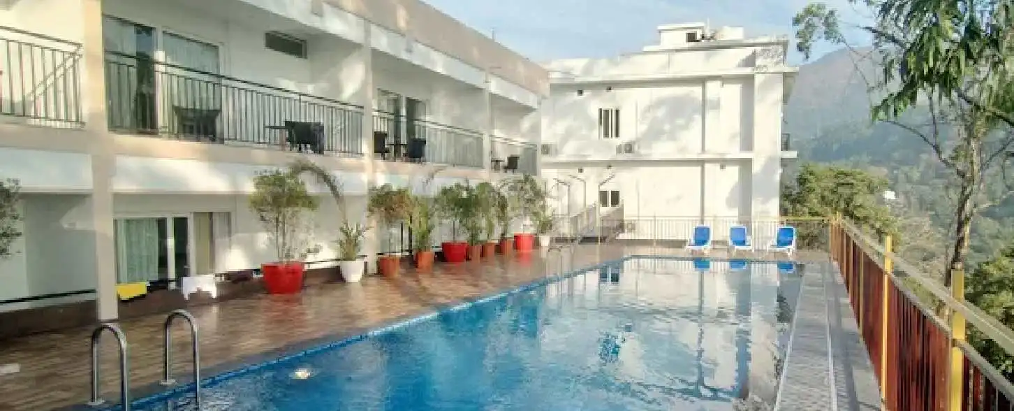 hotel img