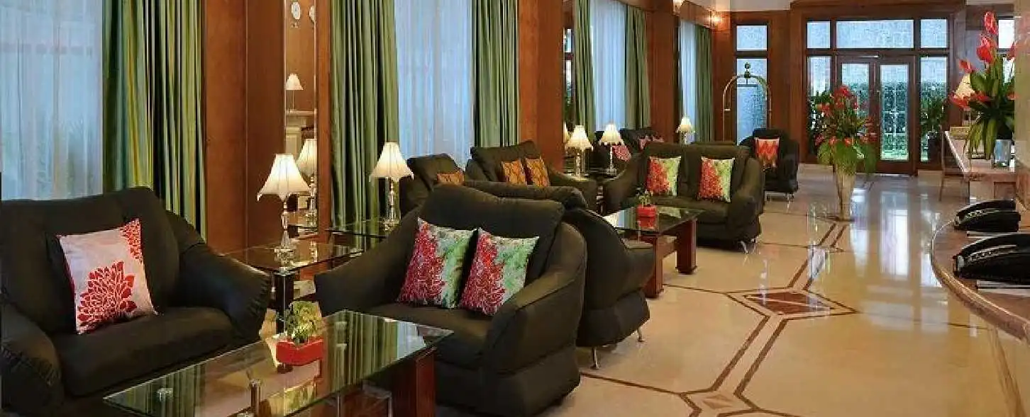 hotel img