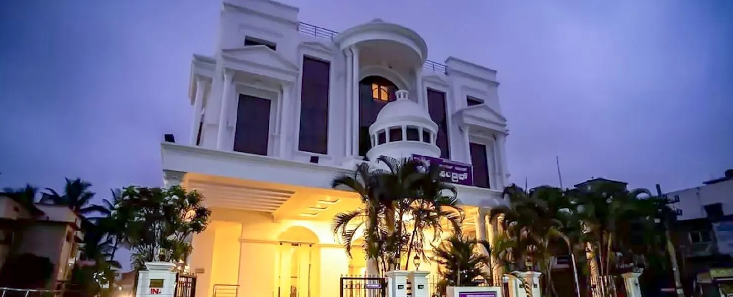 hotel img