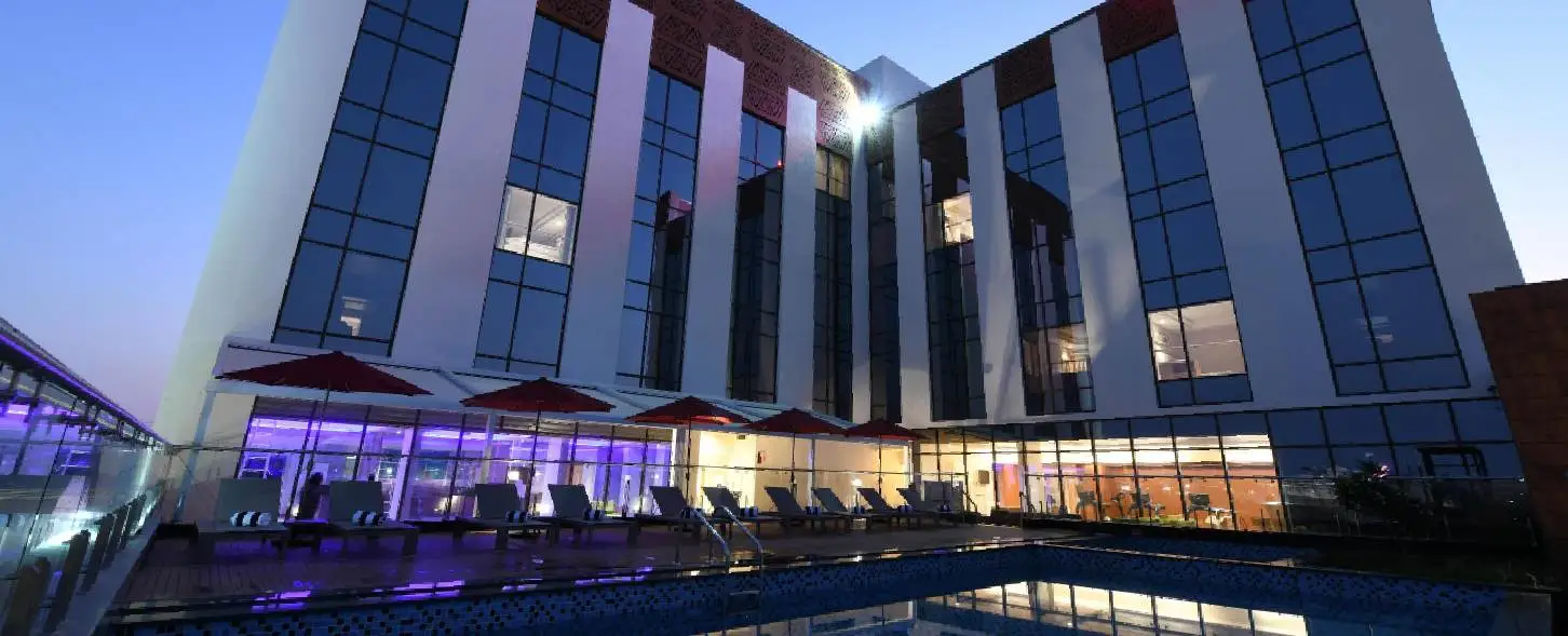 hotel img