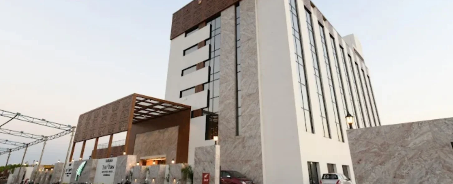 hotel img