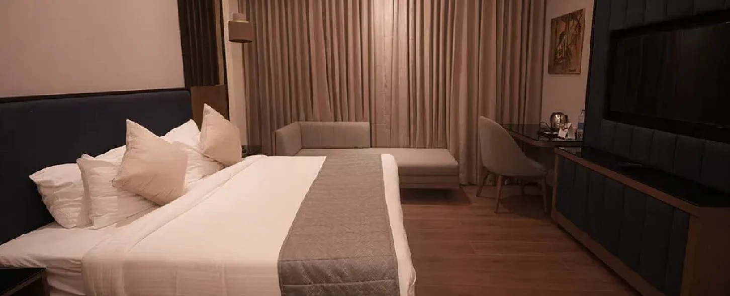 hotel img