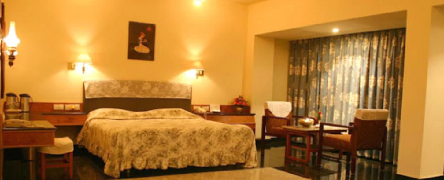 hotel img