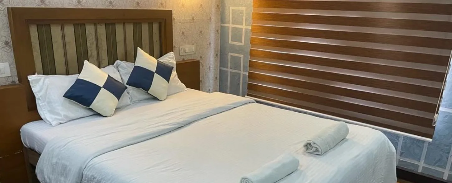 hotel img