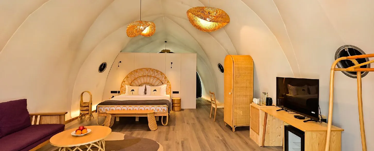 hotel img