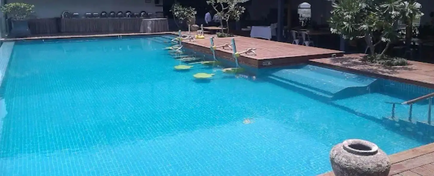 hotel img