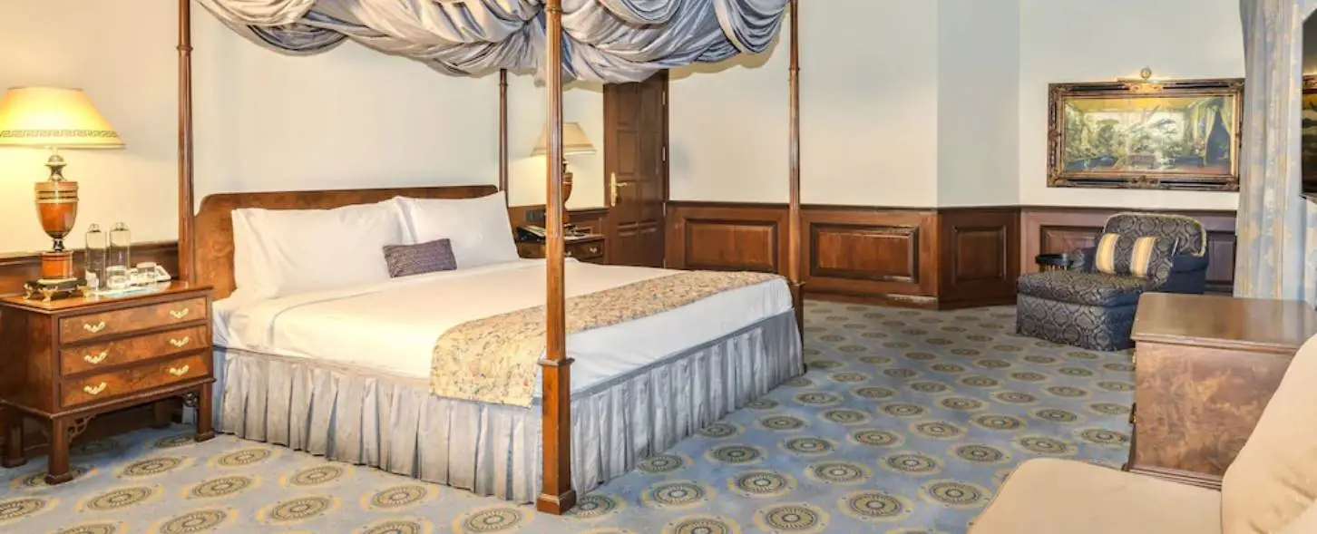 hotel img