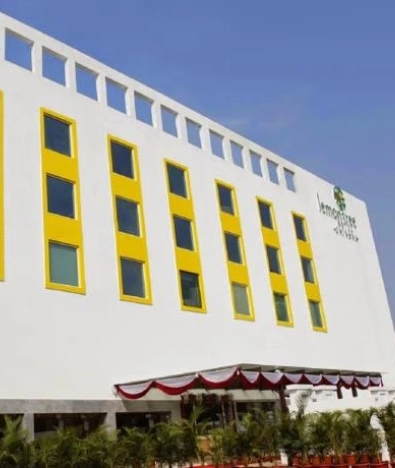 Lemon Tree Hotel, Shimona