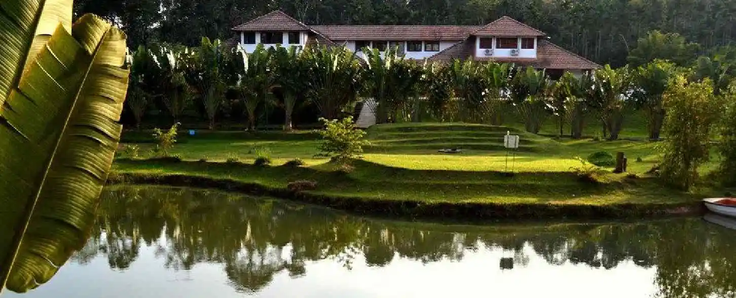 hotel img