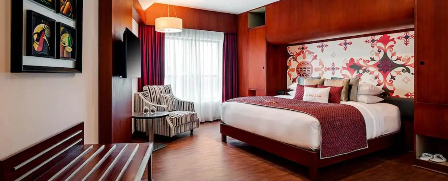 hotel img
