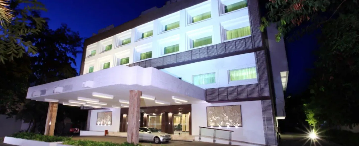 hotel img