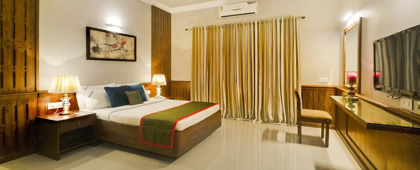 hotel img