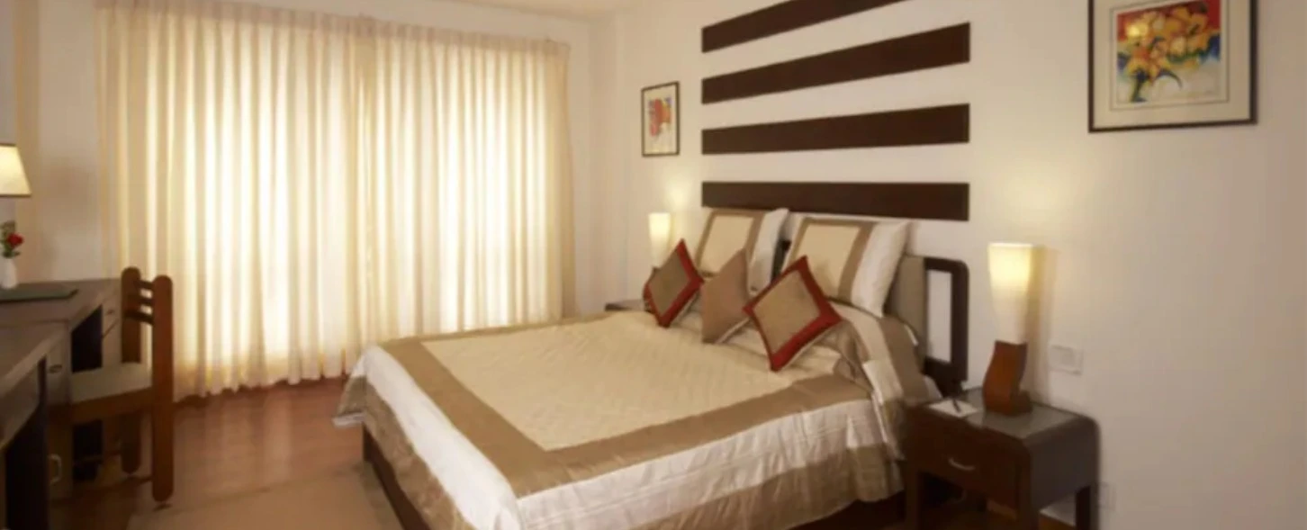 hotel img