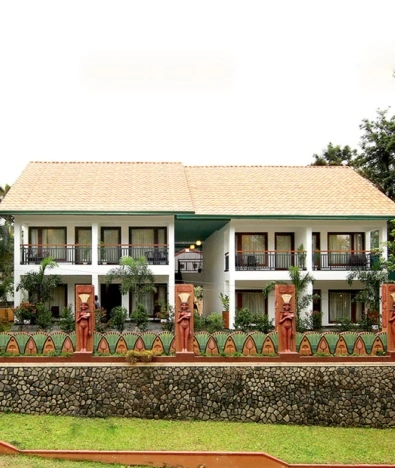 Silver Storm Resort, Athirappilly