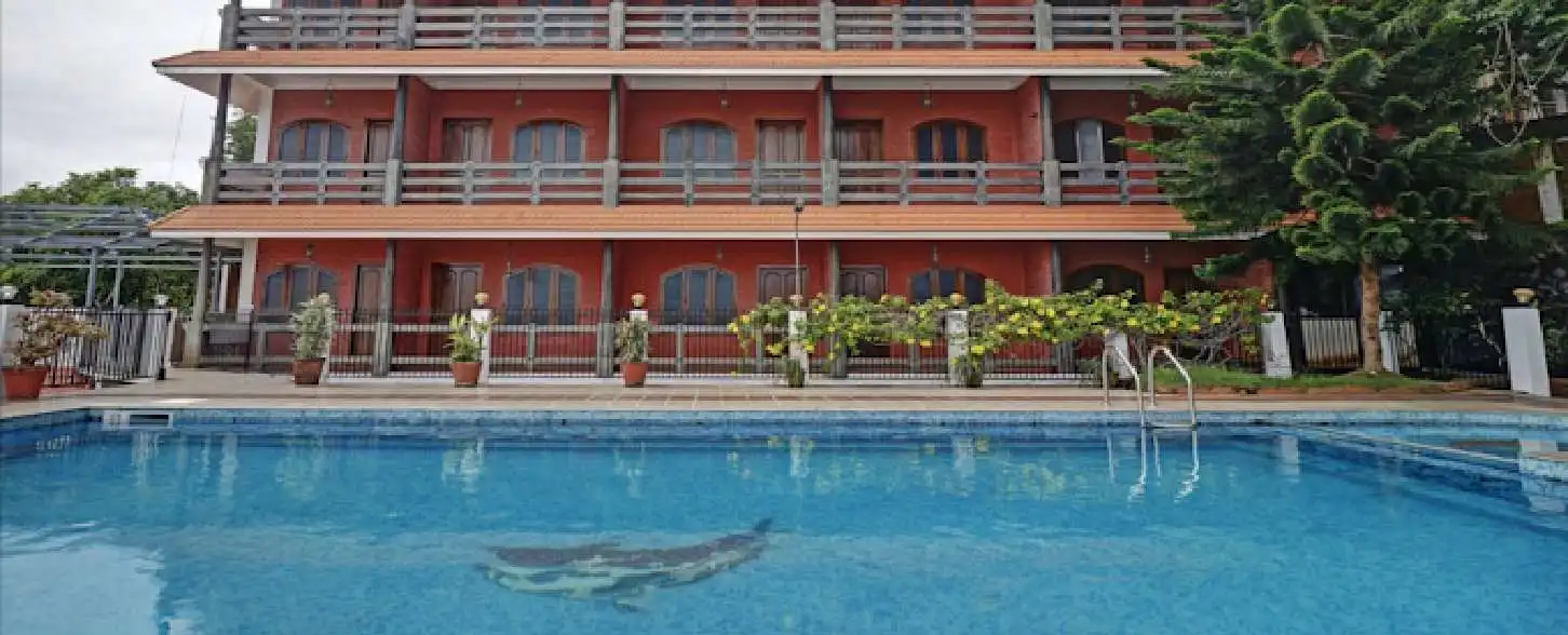 hotel img