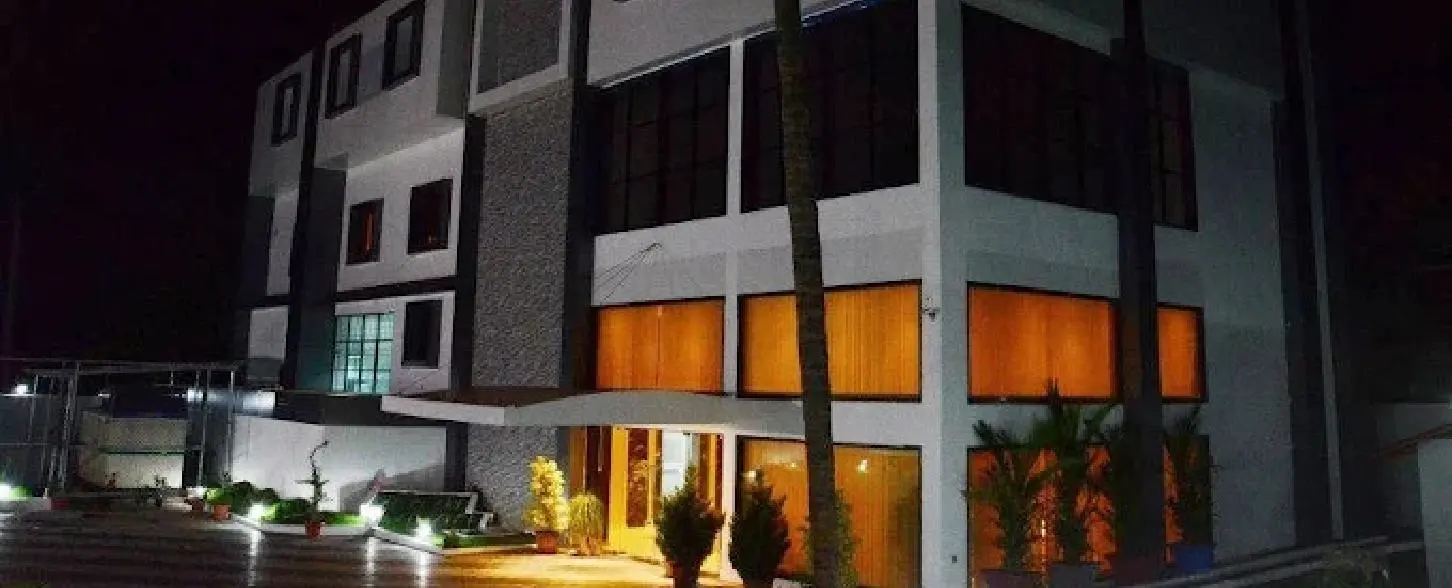 hotel img