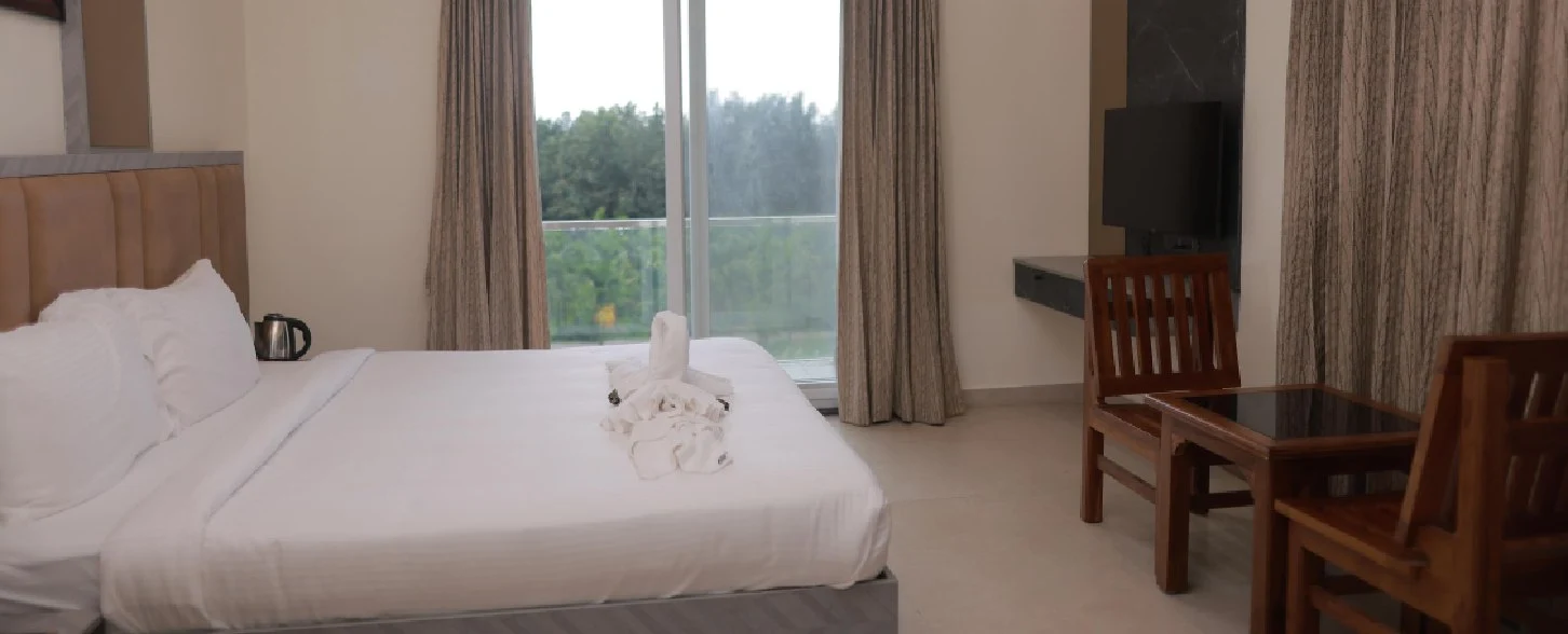 hotel img