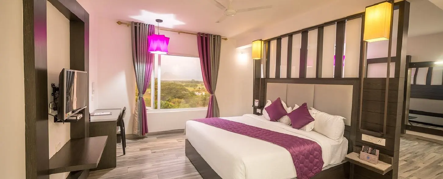 hotel img