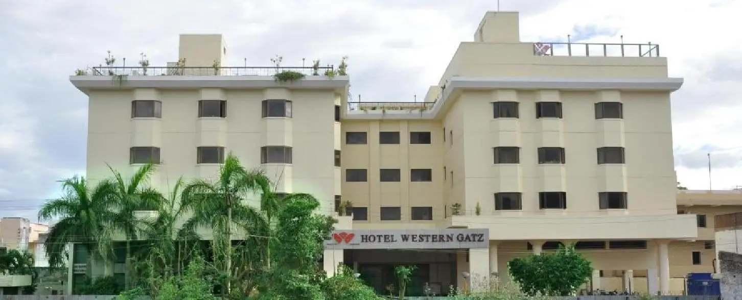 hotel img