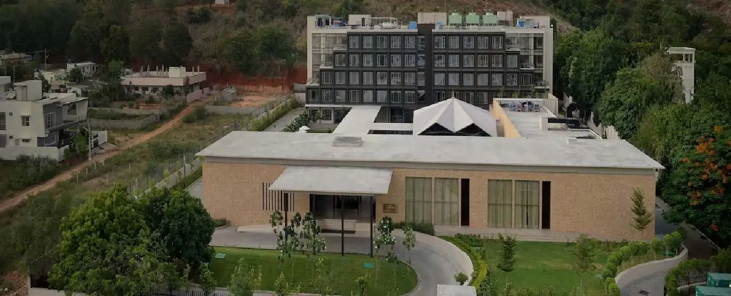 hotel img