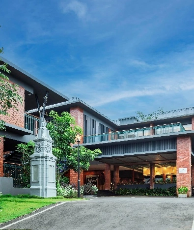 Morickap Lord's 83 Resort