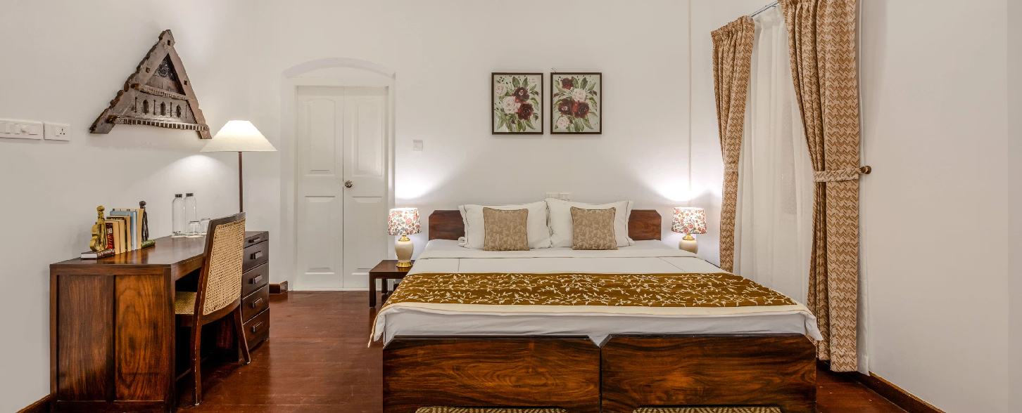 hotel img
