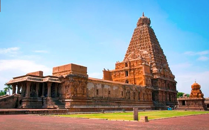 Spirituality to Culture: Explore With the Top South India Temple Tours and Packages