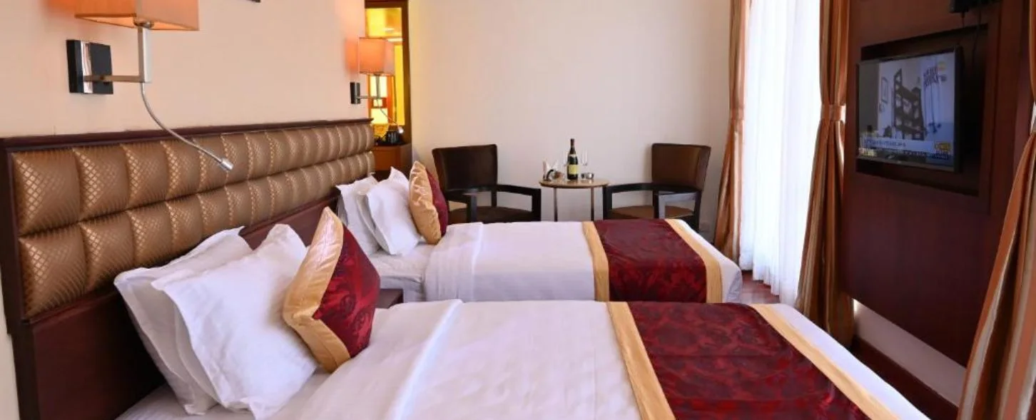 hotel img