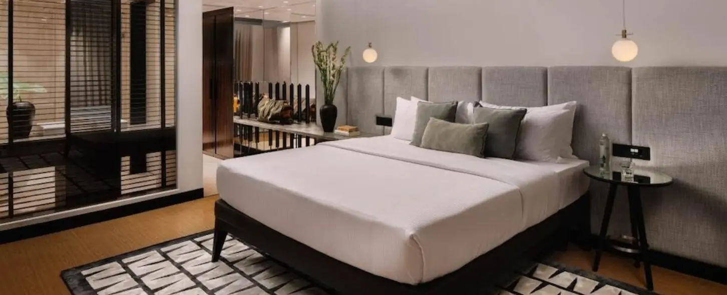 hotel img