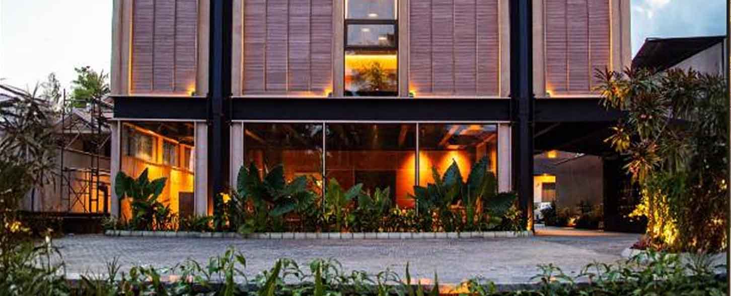 hotel img